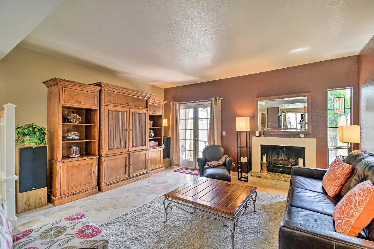 Phoenix Home With Pool Access And Golf Course Views