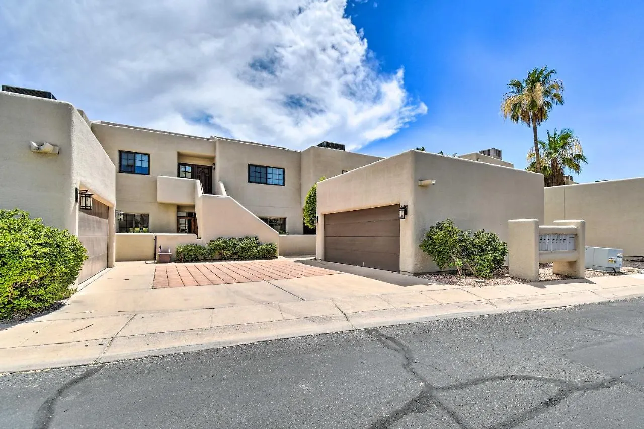 Phoenix Home With Pool Access And Golf Course Views 0*,  ארצות הברית